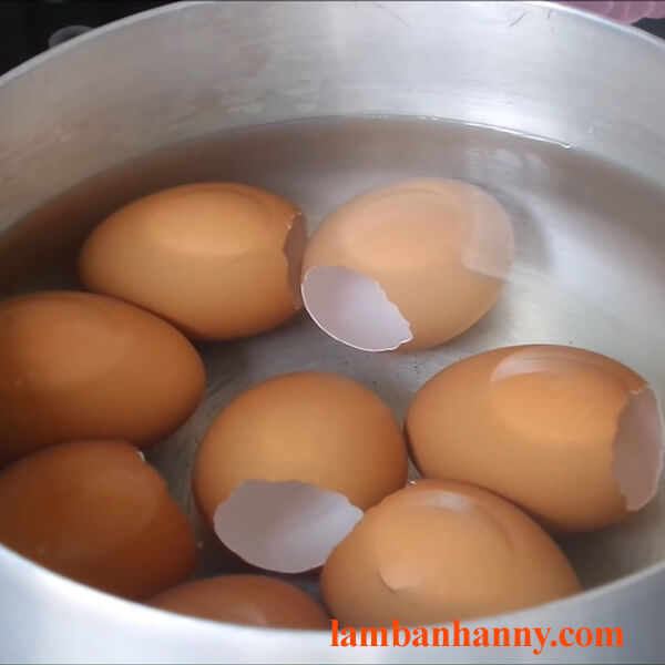 Cách thực hiện thạch rau củ câu trứng gà luộc dễ thương và vô nằm trong đơn giản
