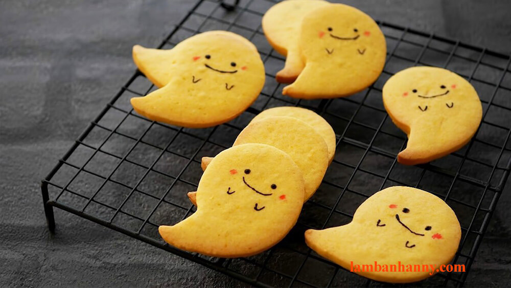 Cách làm bánh quy cho mùa halloween này